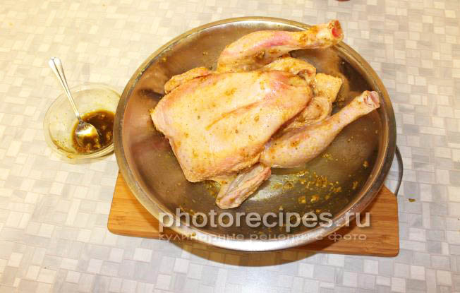 Курица запеченная целиком рецепт с фото