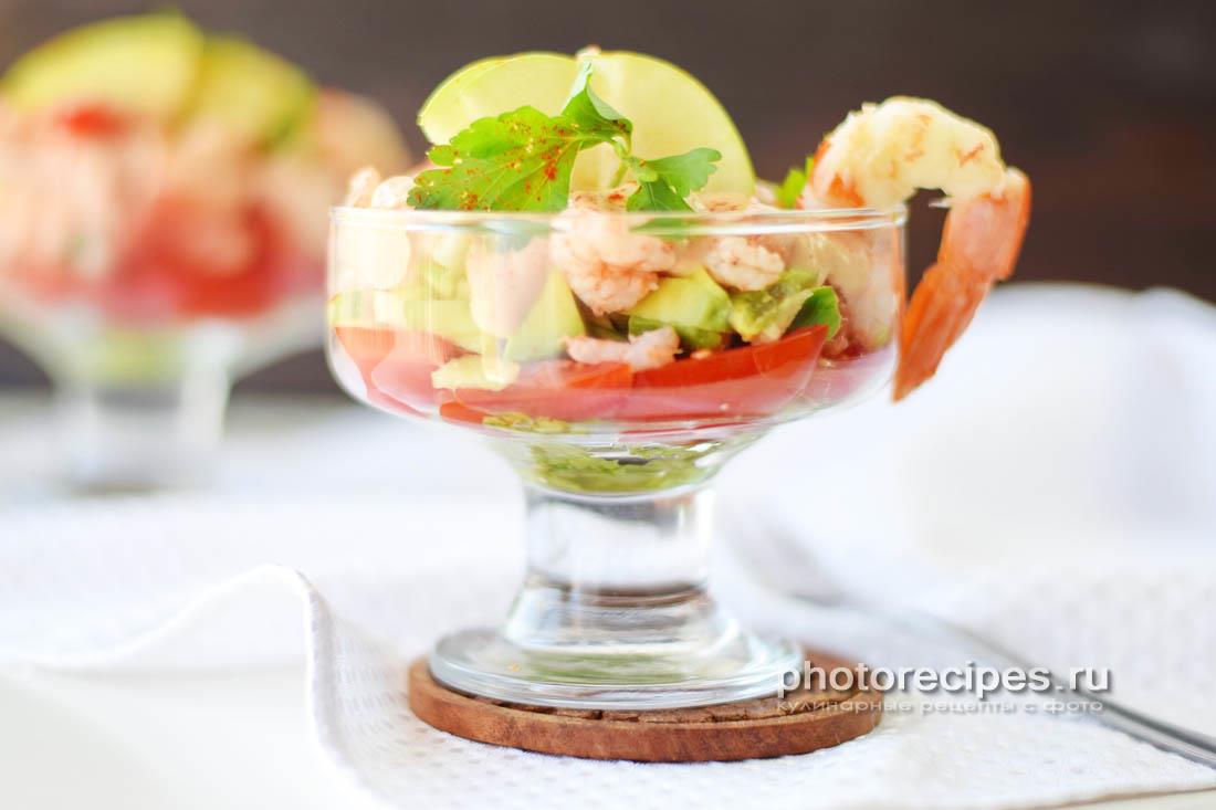 Порционный салат с креветками - рецепт с фото